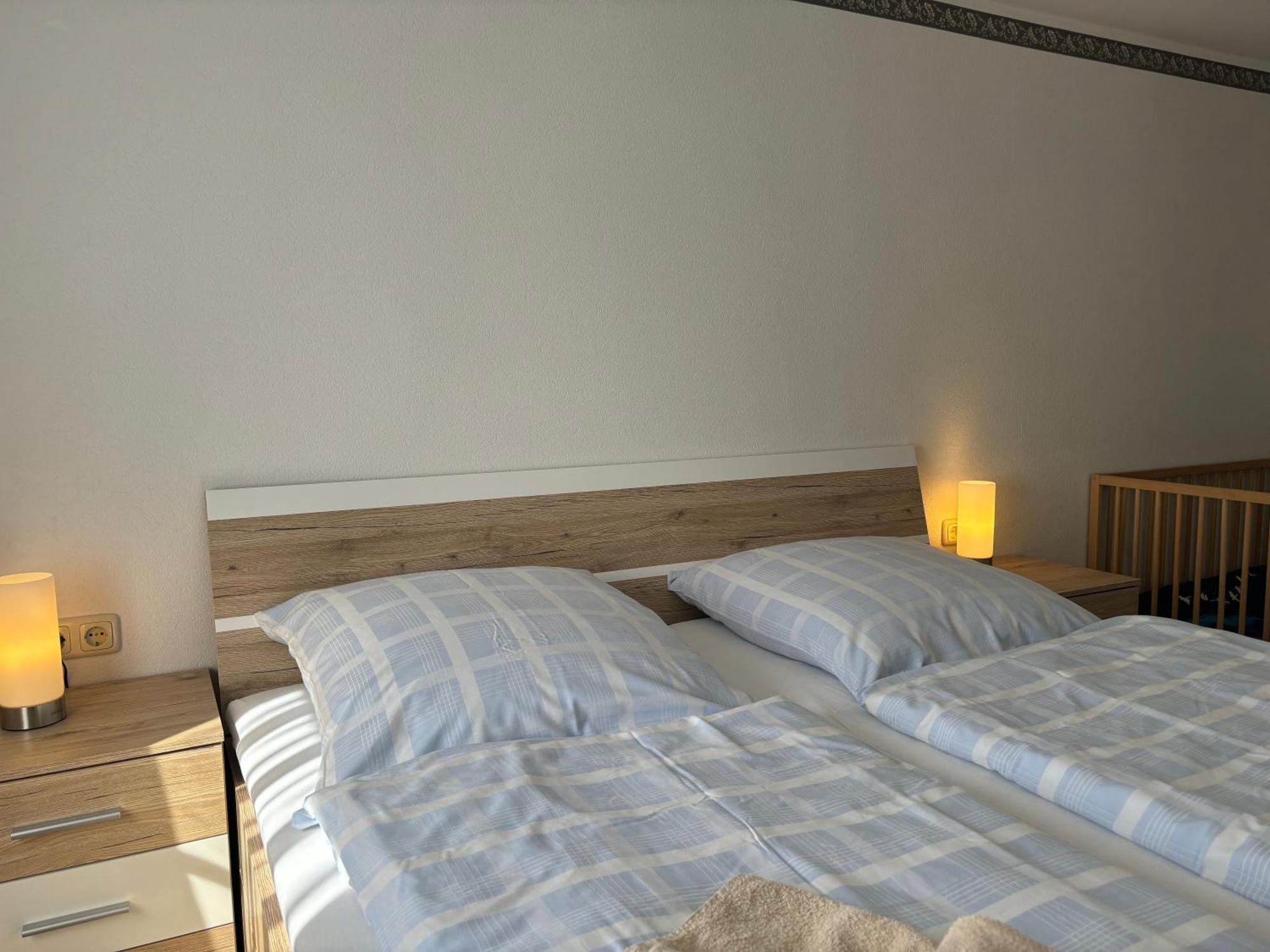 2 Ferienzimmer Inkl Fr & 1 Bungalow, Wlan, Garten, Grill Зиновиц Екстериор снимка