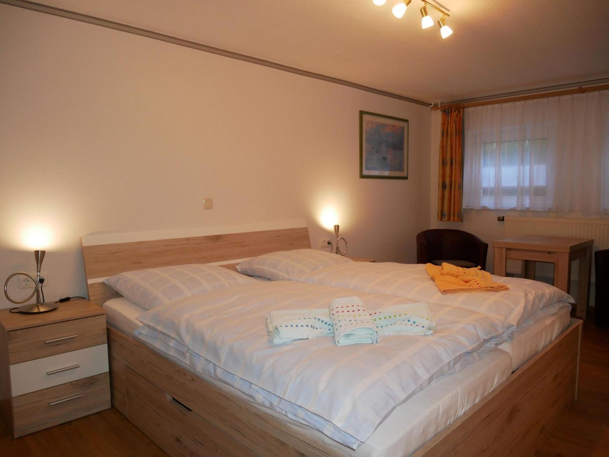 2 Ferienzimmer Inkl Fr & 1 Bungalow, Wlan, Garten, Grill Зиновиц Екстериор снимка