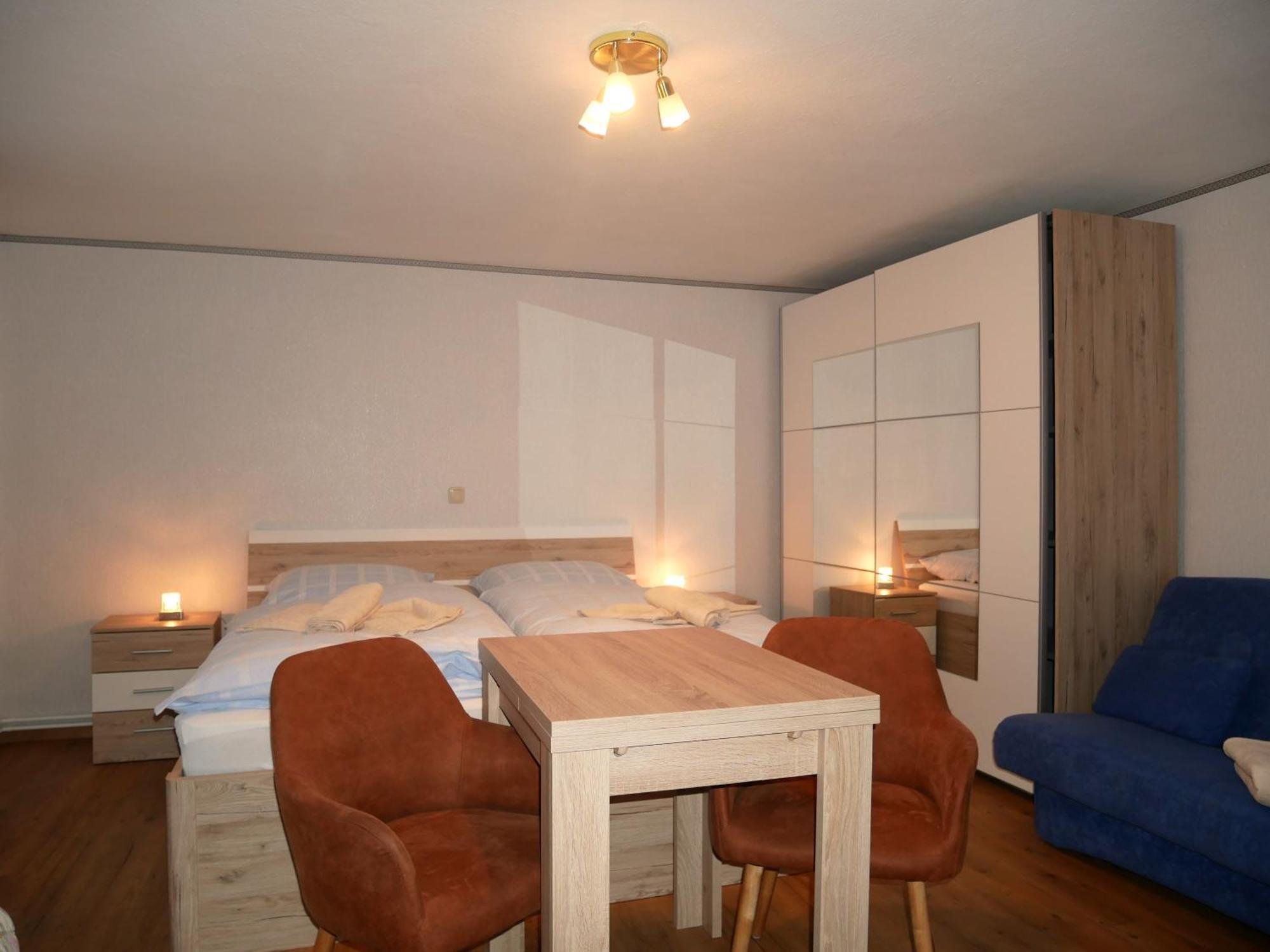 2 Ferienzimmer Inkl Fr & 1 Bungalow, Wlan, Garten, Grill Зиновиц Екстериор снимка